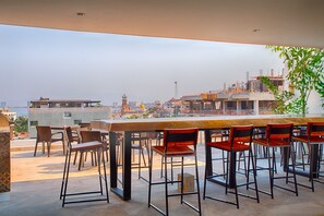 Outdoor dining - Casa Simpatica | Private Jacuzzi, BBQ & Workspace (Puerto Vallarta)