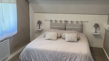 3 makuuhuonetta, silitysrauta/-lauta, vauvan matkasänky, ilmainen Wi-Fi