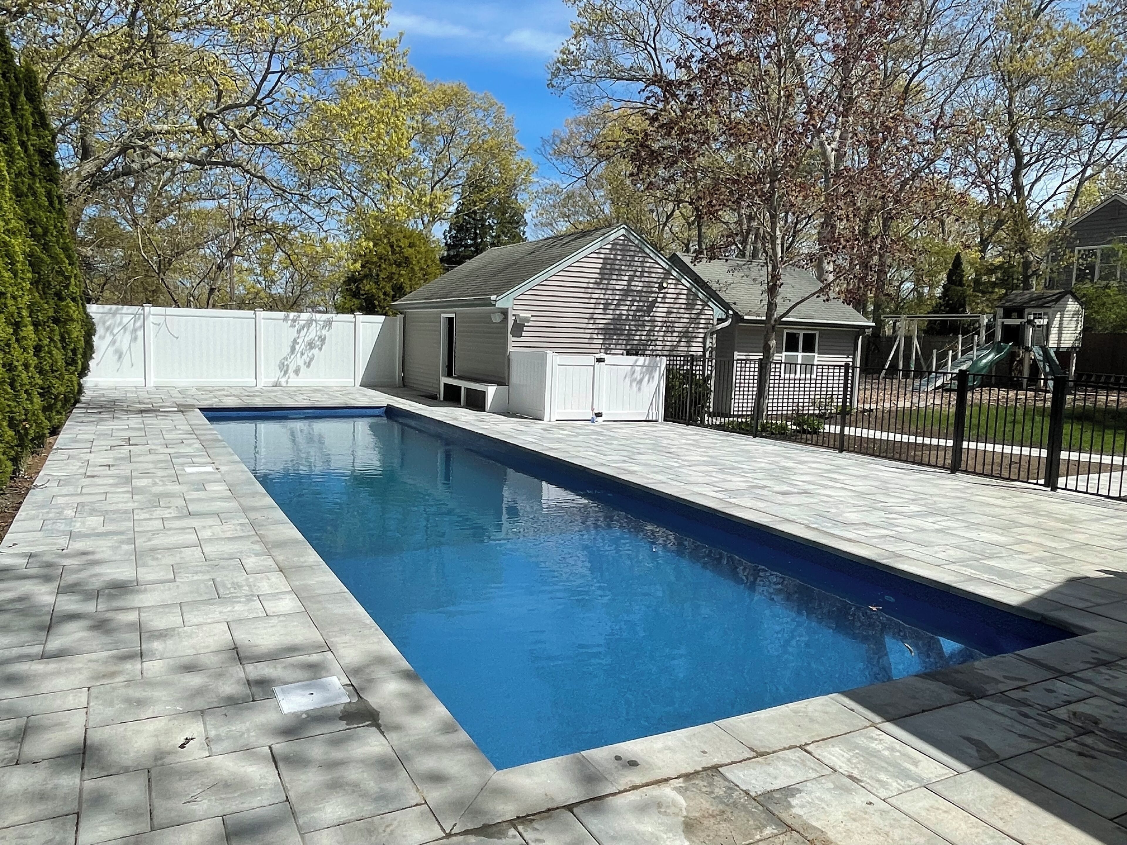 Hampton Bays Getaway! Heated Pool, Playground, Firepit, Gameroom & lots more! 