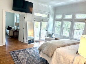 5 bedrooms, free WiFi, bed sheets - Seawind Retreat Updated home in Debordieu steps from the beach access (Georgetown)
