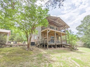 Exterior - The Crash Pad ~ Riverfront Retreat with Gameroom (Izard County)