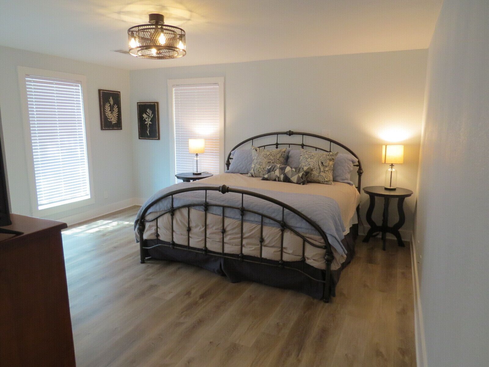 3 bedrooms, free WiFi, bed sheets