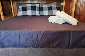 อพาร์ทเมนท์ | 2 ห้องนอน, เตารีด/โต๊ะรีดผ้า, Wi-Fi ฟรี, ผ้าปูที่นอน