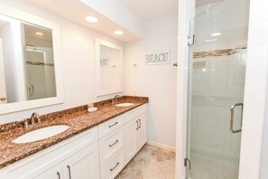 Shower, towels - Oceanside, Lighthouse Views, Community Pool, Community Amenities, 601, Our Happy Place (Corolla)