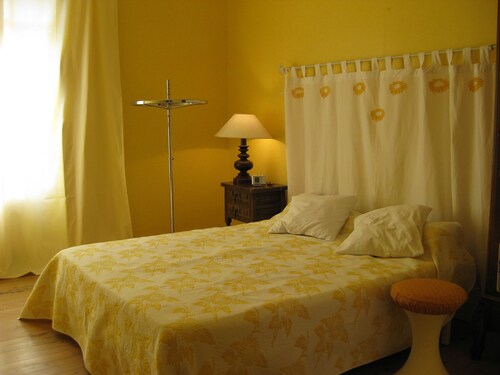 Furnished near VULCANIA