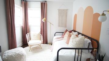 2 dormitorios, escritorio, wifi gratis y ropa de cama