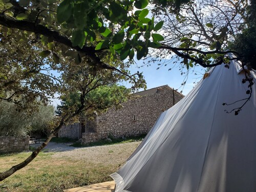 eco-lodge with natural swimming pool