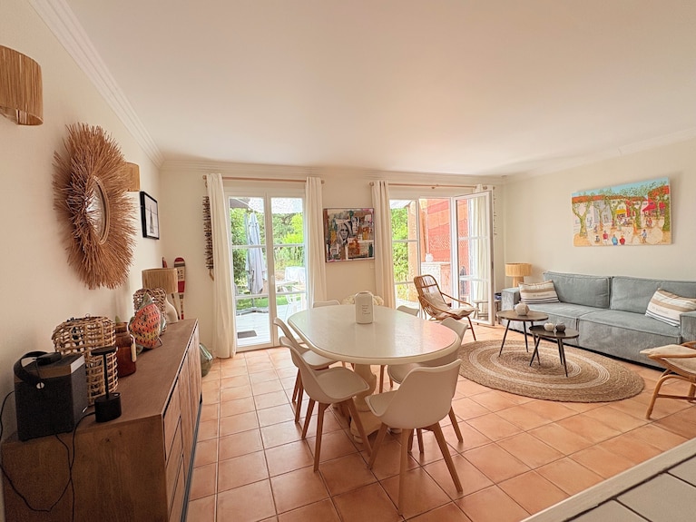 Villa 3 Bed 2 Bath 6 Pers, South Facing, Golfe St Tropez, Air-conditioned, Free Wifi - Grimaud