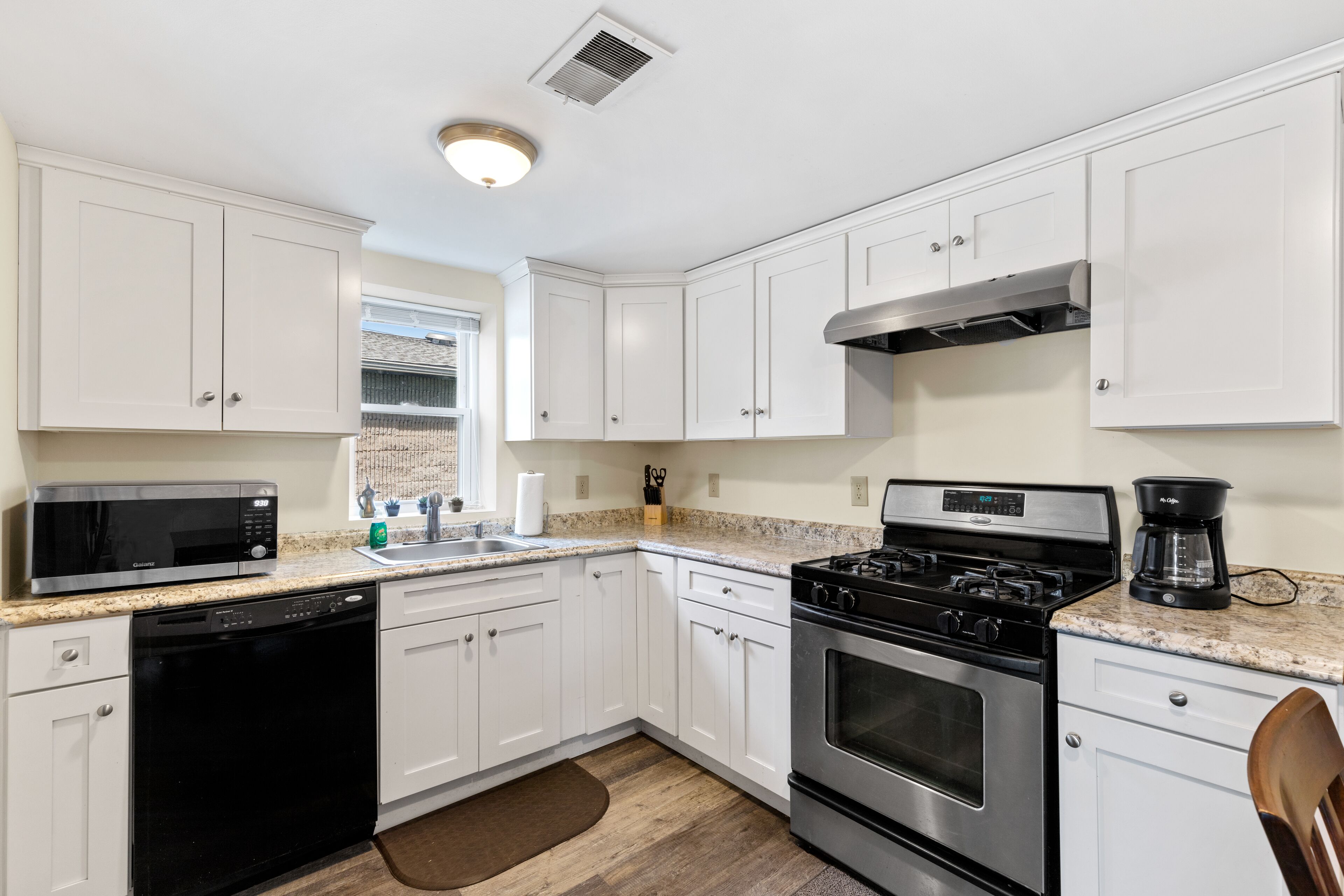 *Newly* Renovated Historic Middletown Home 15 min to Harris-Hershey!