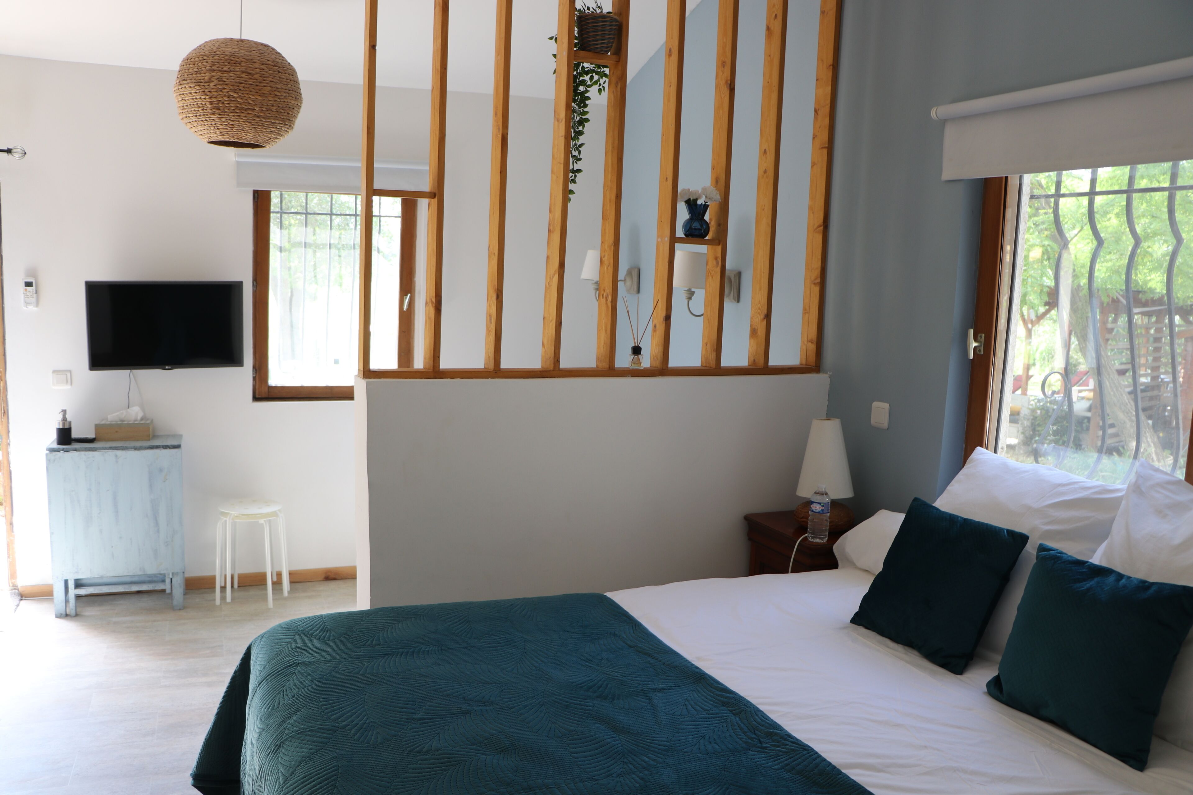 Foto - Le Mas des Cerisiers JACUZZI et SAUNA inclus pour tous les logements