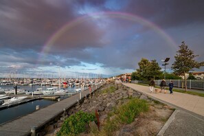 Marina - Vacation apartment Tor zum Meer new build with sauna, elevator and underground parking (Kühlungsborn)