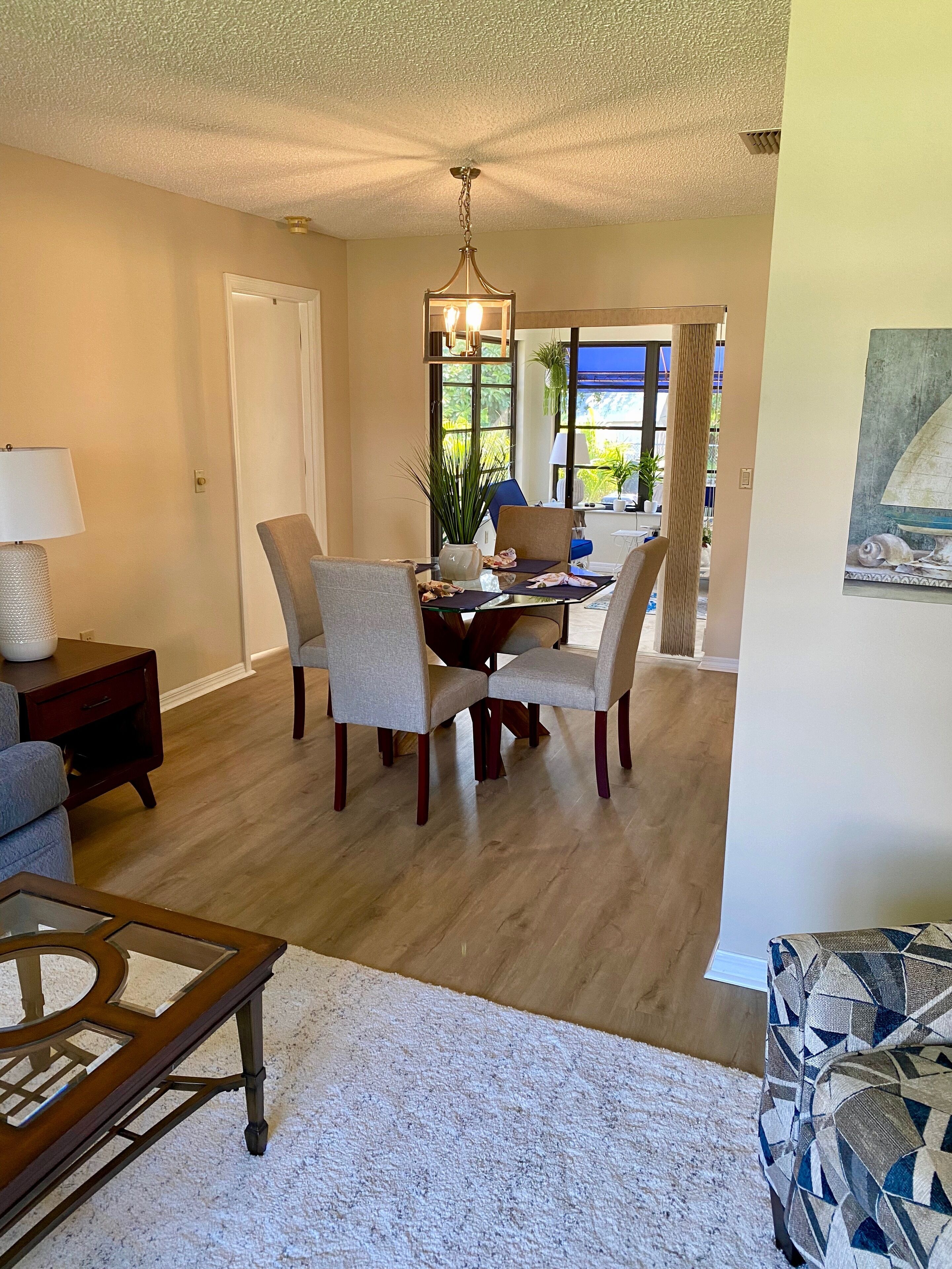 Location Location! Two Minutes From Siesta Key Beach (#1 Beach In The U.s.) - 西埃斯特基