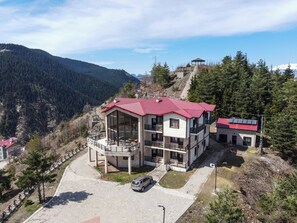Front of property - Savsat Kosk Otel (Savsat)