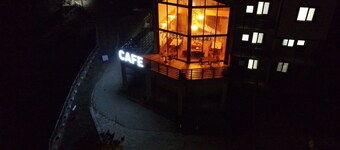 Savsat Kosk Otel
