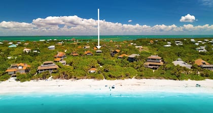 Spectacular beach front views with a short walk to members only beach