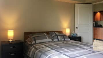 1 室のベッドルーム、アイロン / アイロン台、WiFi (無料)、ベッドシーツ