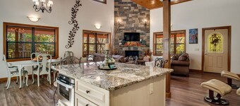 Hiking and Waterfalls at Bartram Trail Acres Chalet