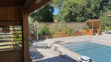 Piscine extérieure, piscine chauffée
