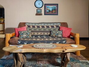 Una Smart TV, libros