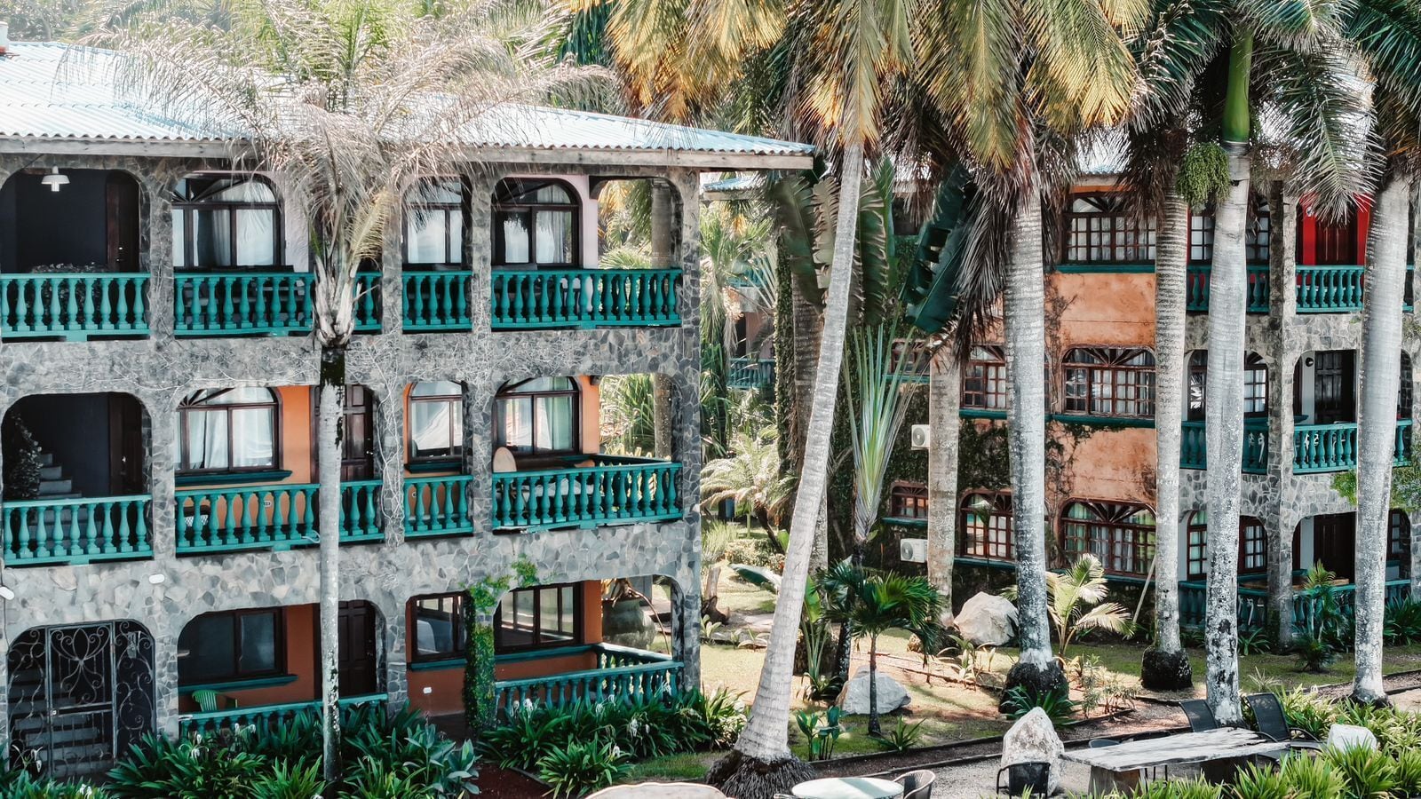 Mặt tiền nơi lưu trú