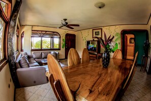 Classic Condo | Living area