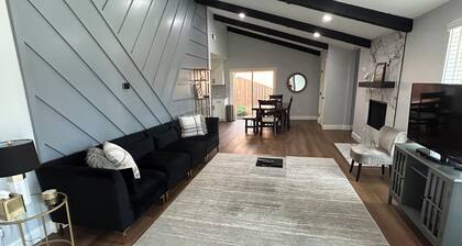 High-end Creek Retreat