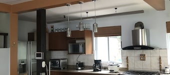 Spacious pet friendly house in the best location