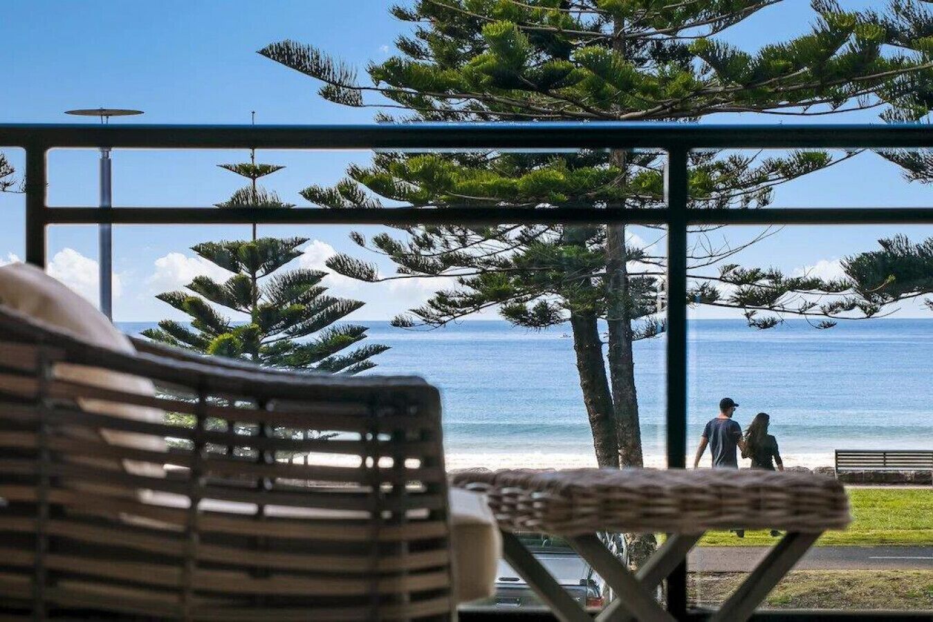 Ocean Vistas - Walk to Beach