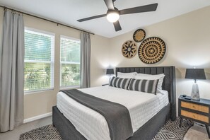 2 bedrooms, desk, iron/ironing board, WiFi