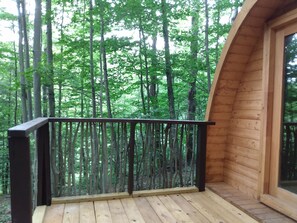Terrace/patio - Lookout Camping Pod (Freeville)