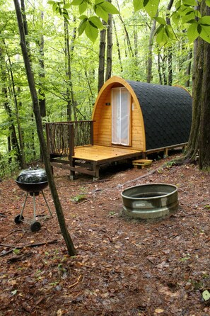 Property grounds - Lookout Camping Pod (Freeville)