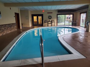 Piscine intérieure