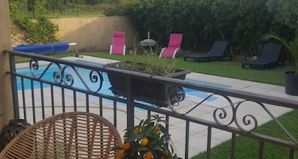 Villa conviviale et reposante en provence