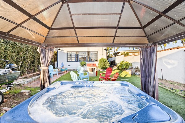Jacuzzi!