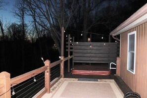 Property grounds - Mountain Retreat w/ Great Views, LARGE HOT TUB, Great WIFI, Near Luray Caverns  (Stanley)
