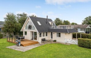 Exterior - Amazing home in Bogense with sauna (Bogense)