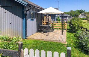 Outdoor dining - Beautiful home in Vassmolösa with sauna (Vassmolösa)