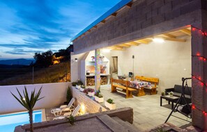 Outdoor dining - Awesome home in Ruda with WiFi (Ruda)