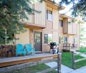 BBQ/picnic area - Trapper 8 (West Yellowstone)