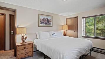 Casa adosada | 4 dormitorios, ropa de cama de alta calidad, edredones de plumas