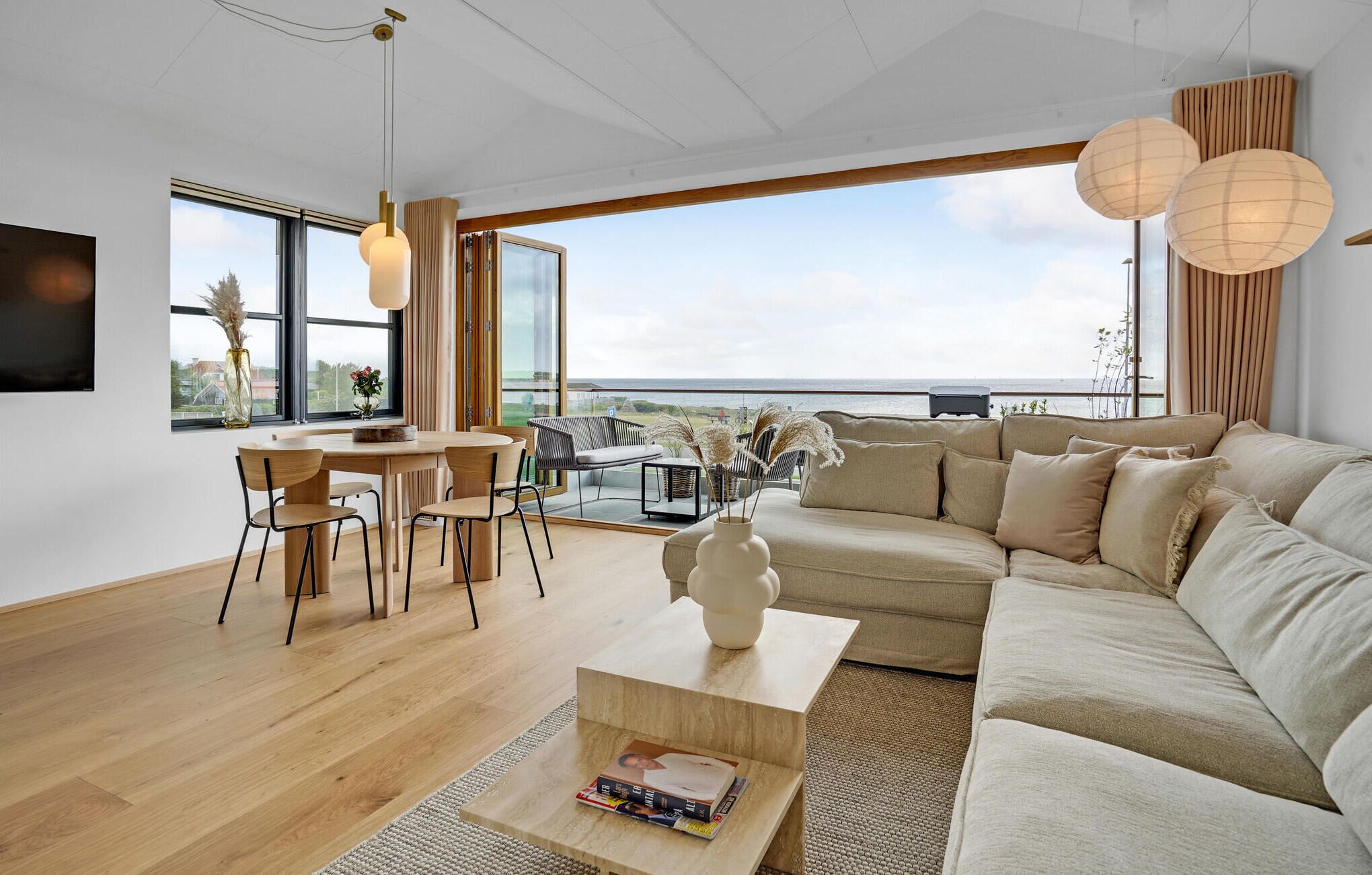 تلفزيون ذكي