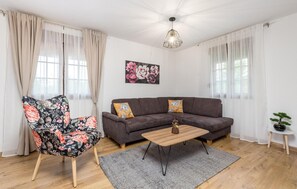 Een smart-tv en een open haard