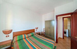 1 habitación y ropa de cama 