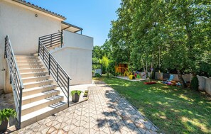 Property grounds - Gorgeous apartment in Rezanci with WiFi (Rezanci)
