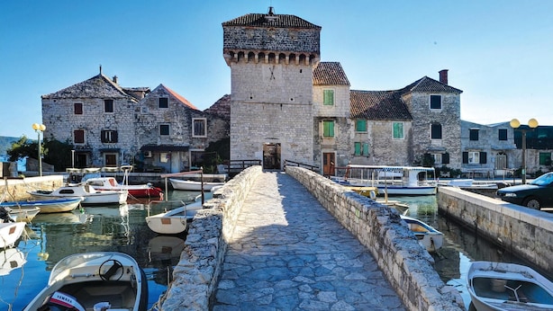 Immagine non classificata, 1 di 47, pulsante