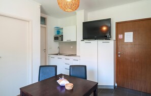 Dining - 2 bedroom awesome apartment in Sutivan (Sutivan)