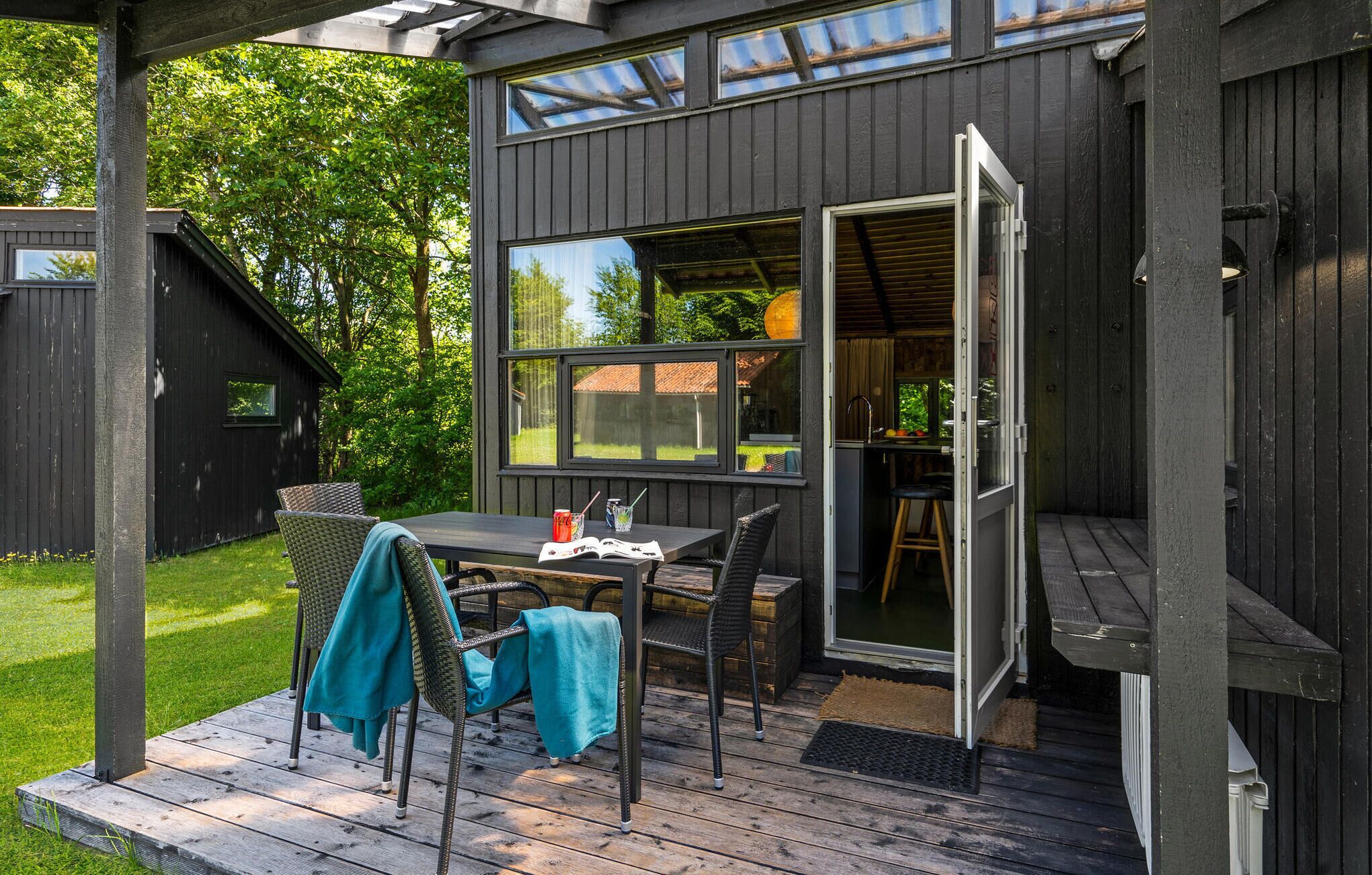 تناول الطعام بالخارج