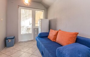 TV - Awesome apartment in Kakma with WiFi (Kakma)