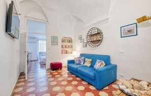 1 bedroom, travel crib, free WiFi