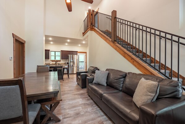 Televisión, chimenea, videojuegos y futbolito 